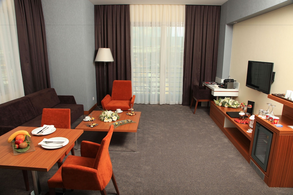 

Torino - Gebze - Ramada Plaza By Wyndham Istanbul Asia Airport