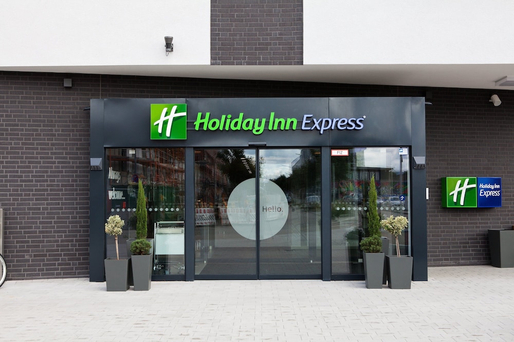 

Napoli - Offenburg - Holiday Inn Express Offenburg