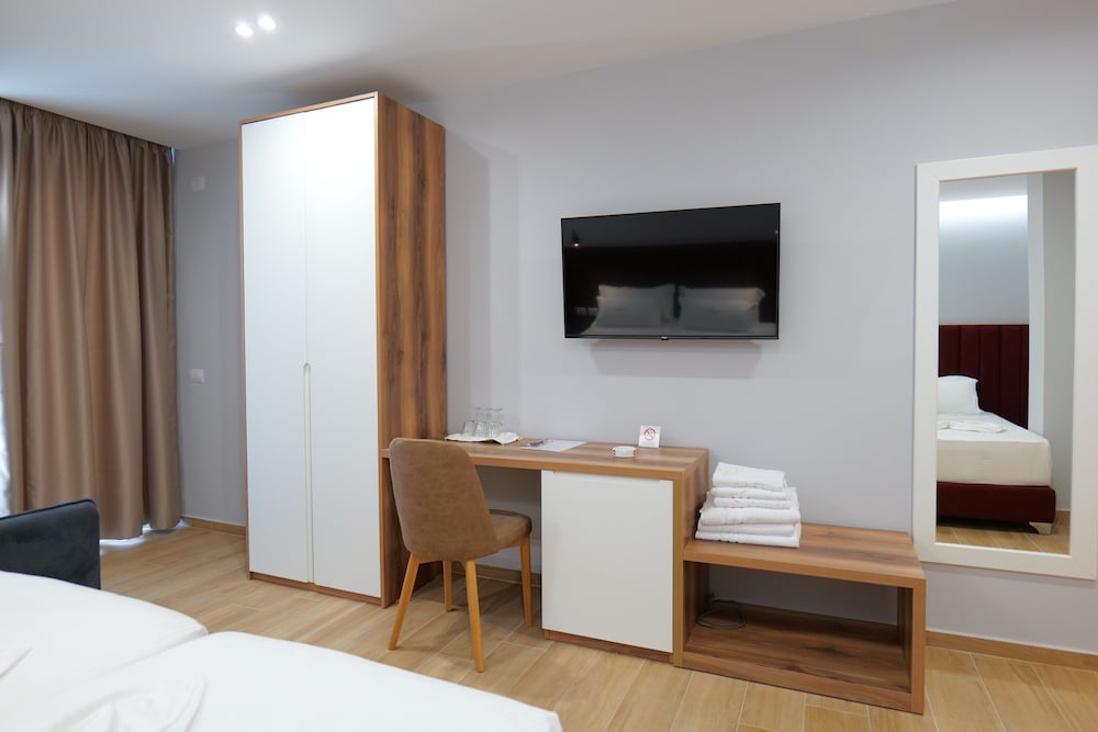 

Catania - Sarandë - Armar Hotel
