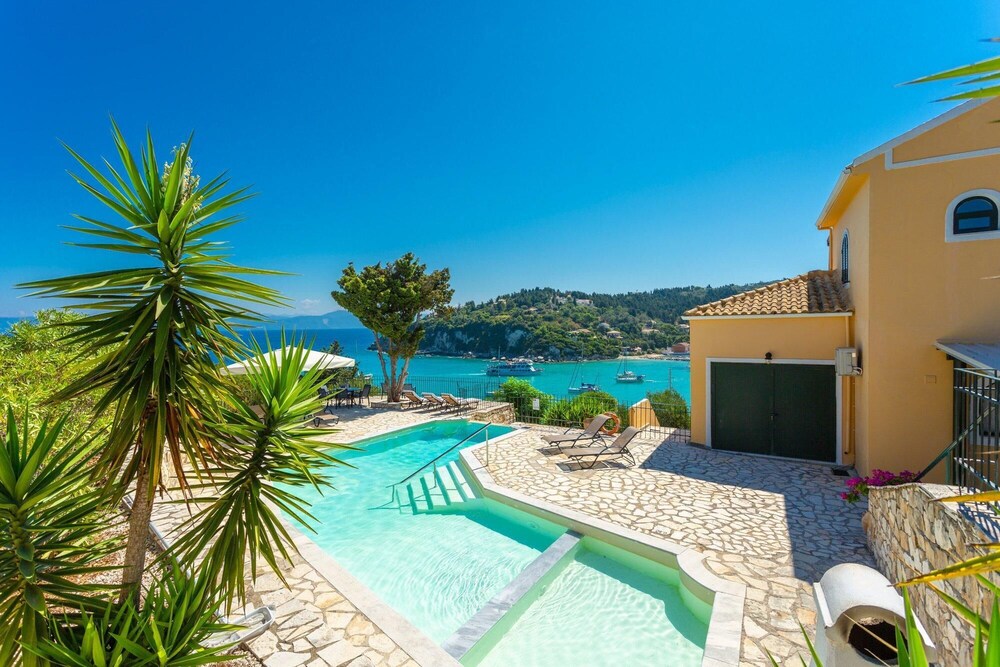 

Bologna - Paxos - Alexander Large Private Pool Walk to Beach Sea Views A C - 264