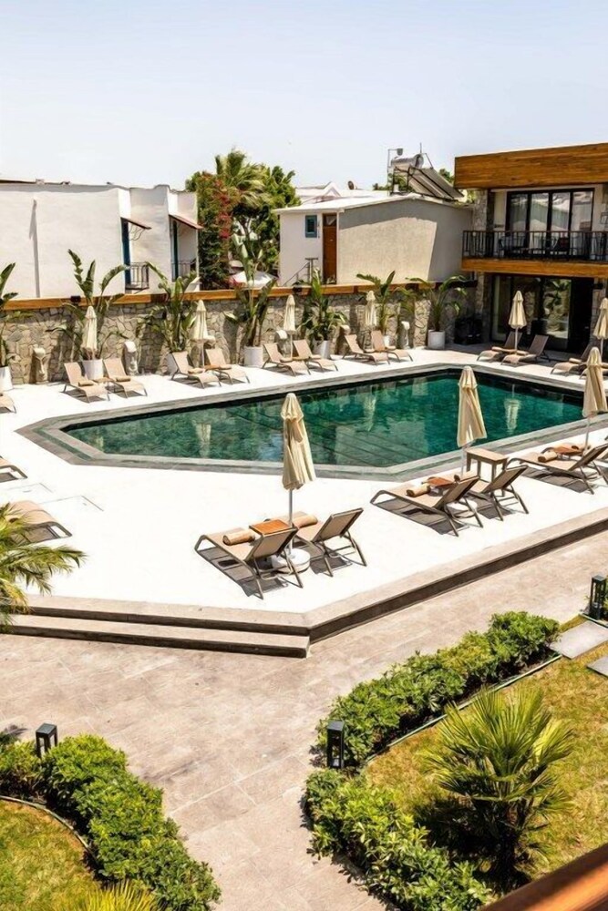 

Milano - Turgutreis - KHAI HOTEL BODRUM
