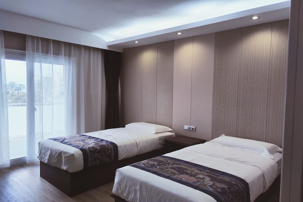 

Milano - Altafulla - Hotel Nueva Europa