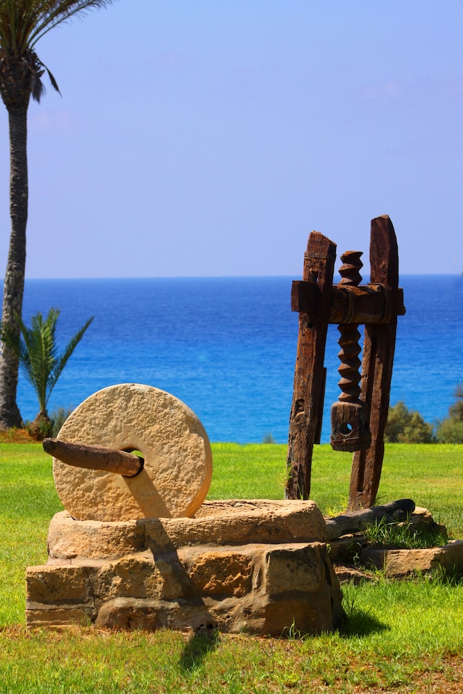 

Napoli - Coral Bay - Helios Bay Hotel and Suites