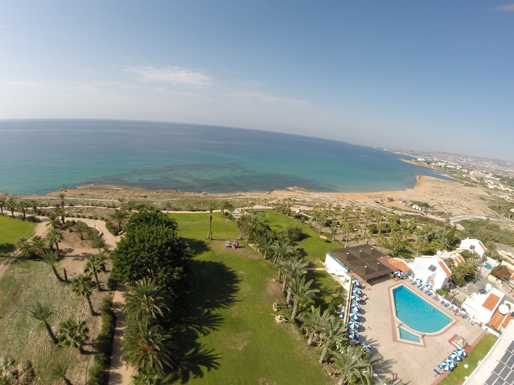 

Verona - Coral Bay - Helios Bay Hotel and Suites