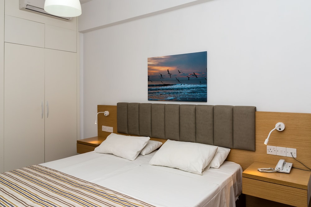 

Milano - Coral Bay - Helios Bay Hotel and Suites