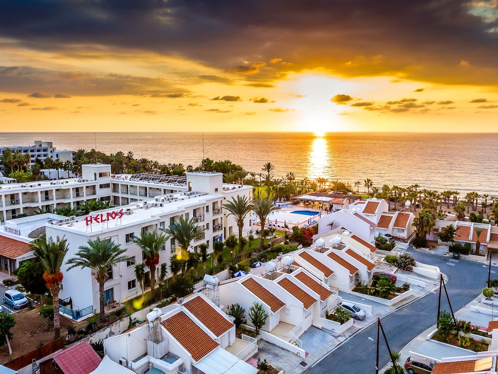 

Napoli - Kissonerga - Helios Bay Hotel and Suites