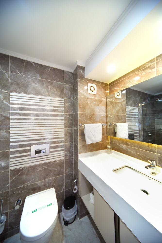 

Milano - Manisa - Spilos Hotel