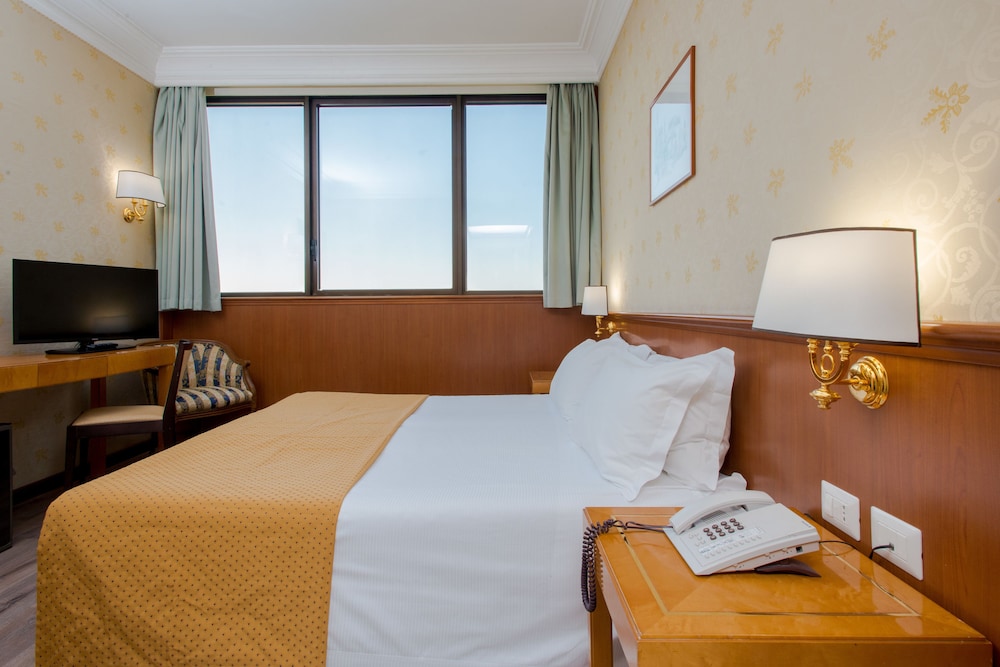 

Milano - Ponte Galeria - Hotel The Brand