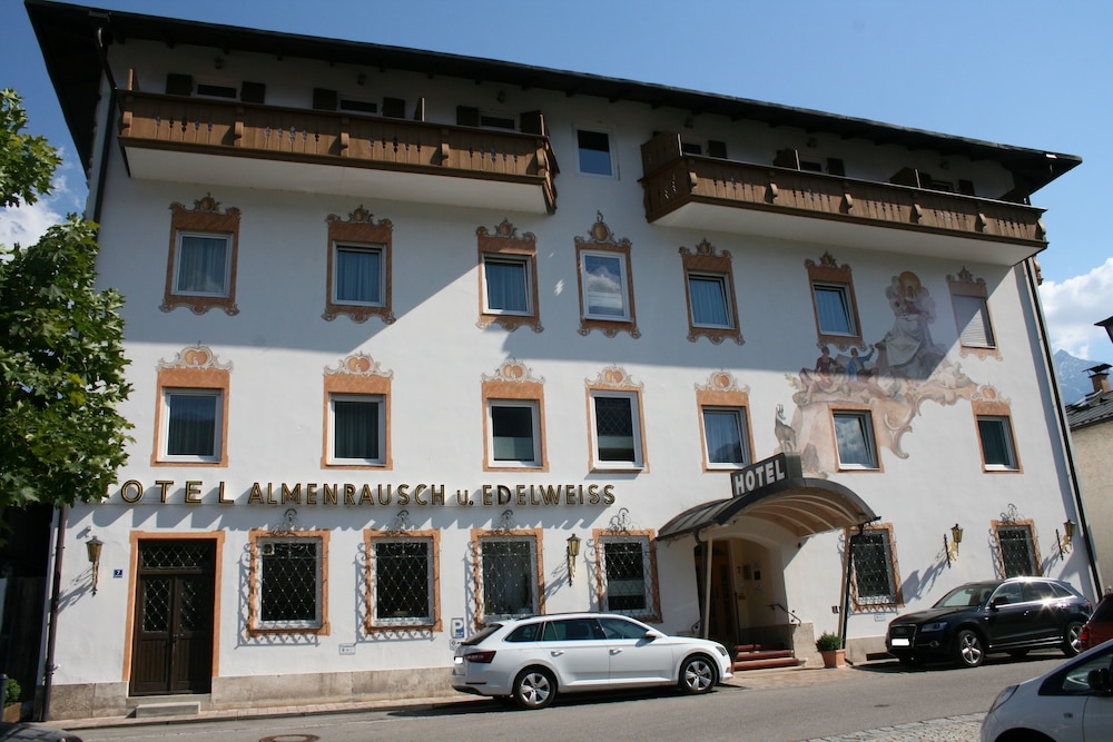 Hotel garni Almenrausch und Edelweiss