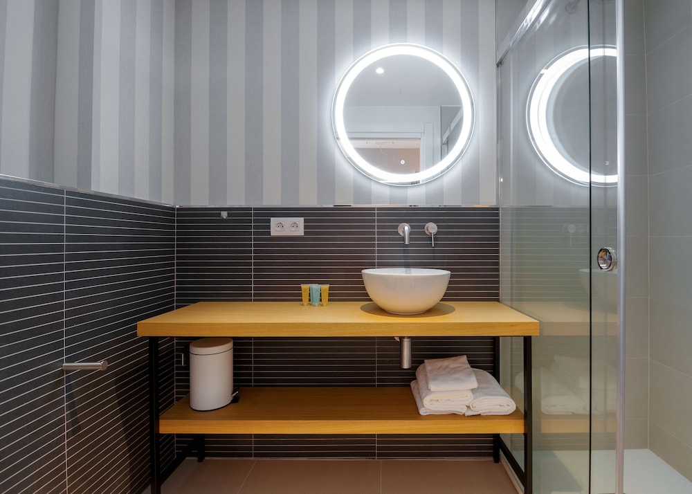 

Milano - Ourense - Hotel Condado