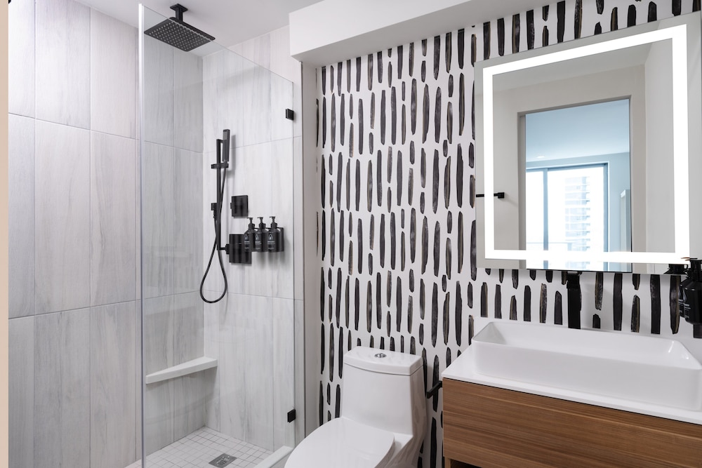 

Verona - Key Biscayne - Atwell Suites Miami Brickell