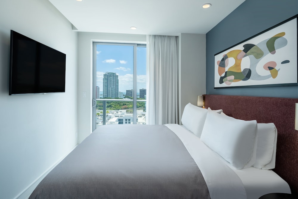 

Torino - Key Biscayne - Atwell Suites Miami Brickell