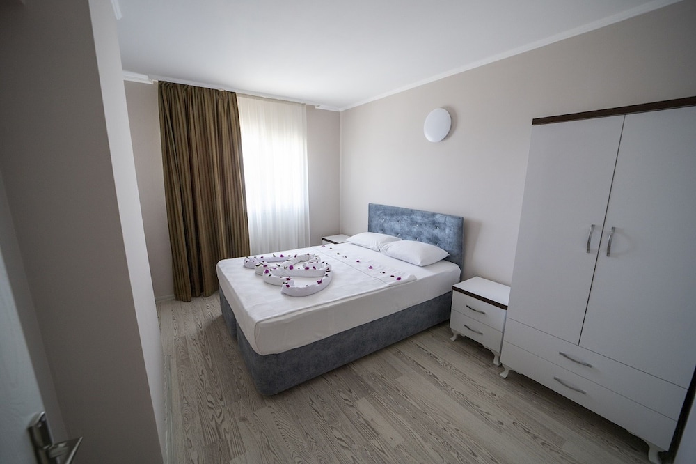 

Roma - Kusadasi - Silver Tower Residence