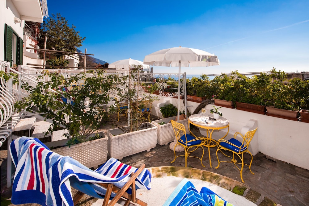

Milano - Positano - Hotel Villa Delle Palme in Positano