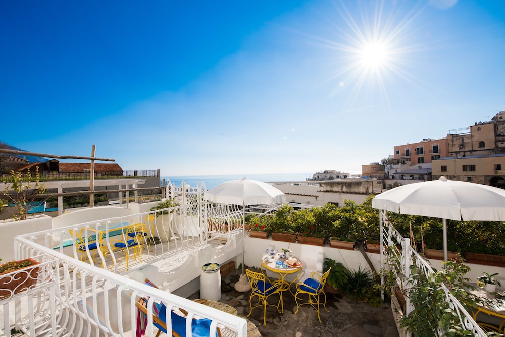 

Milano - Positano - Hotel Villa Delle Palme in Positano