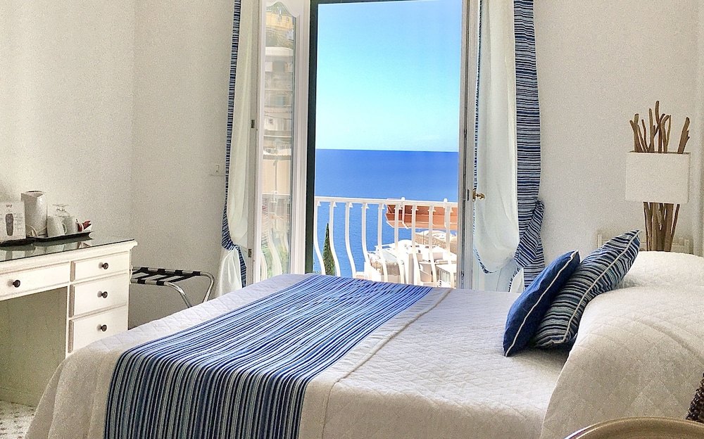 

Bologna - Positano - Hotel Villa delle Palme