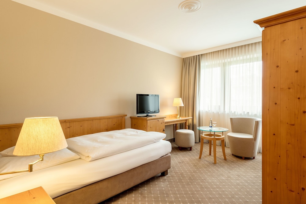 

Roma - Kirchheim bei München - Bauer Hotel und Restaurant
