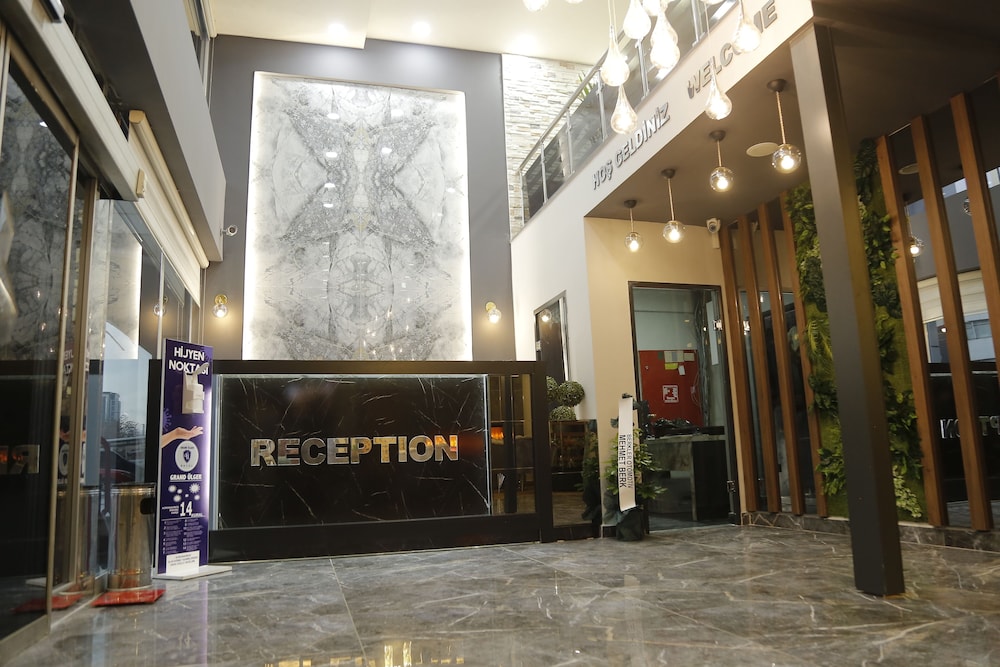 

Roma - Kayseri - Grand Zara Hotel