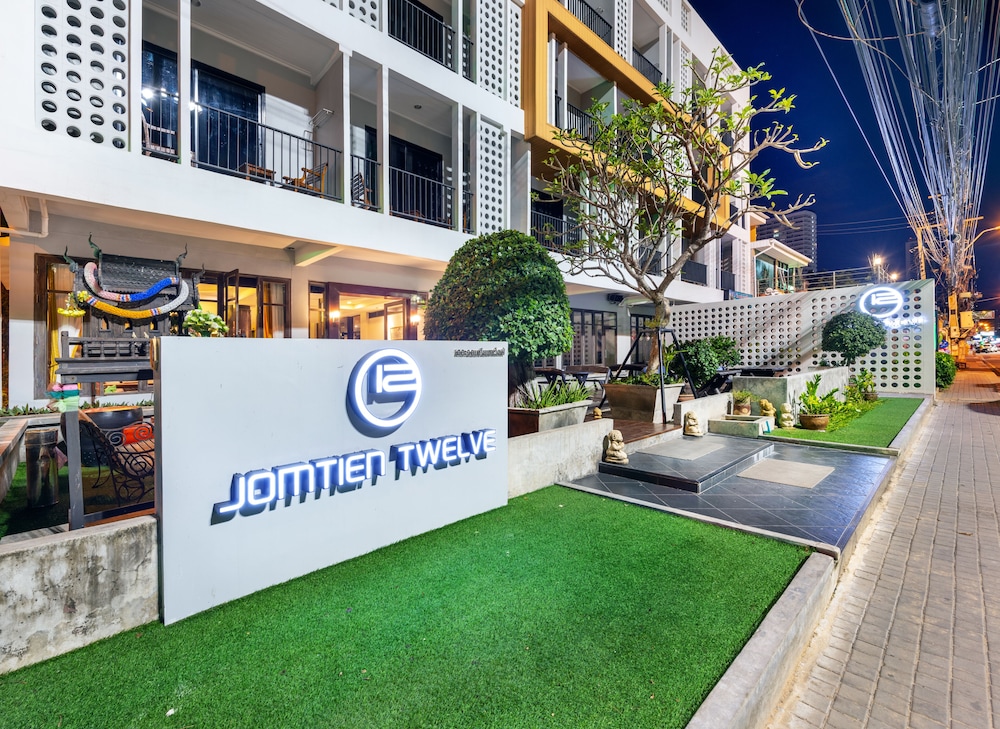 

Roma - Pattaya South - The Jomtien Twelve