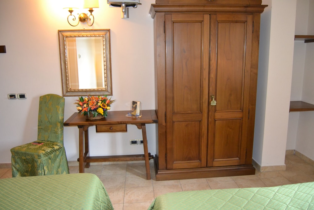 

Napoli - Roccaraso - Hotel LuSi