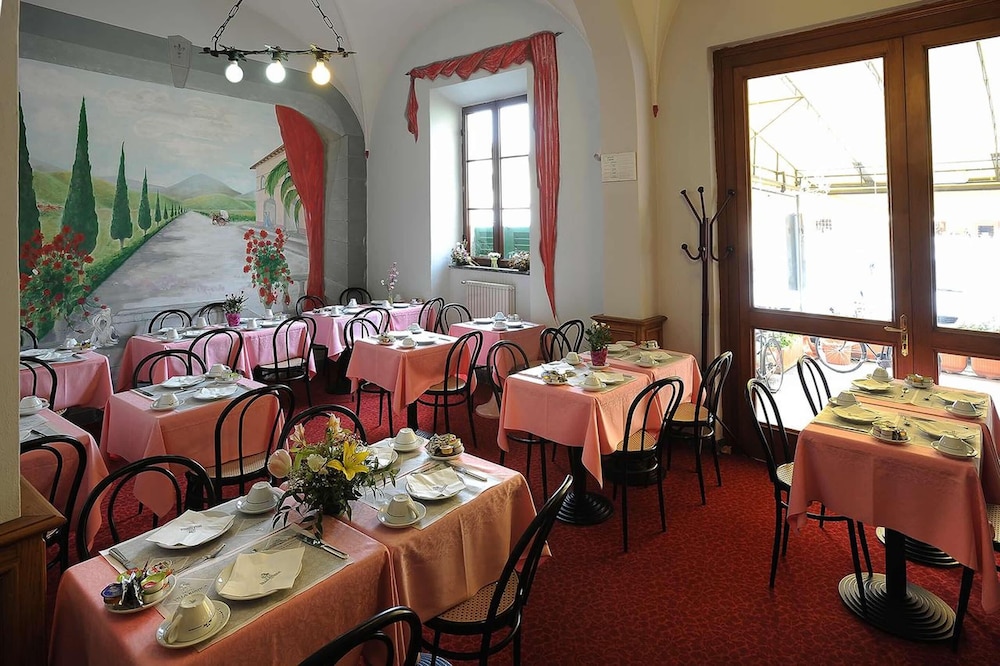 

Roma - Pisa - Hotel Villa Kinzica