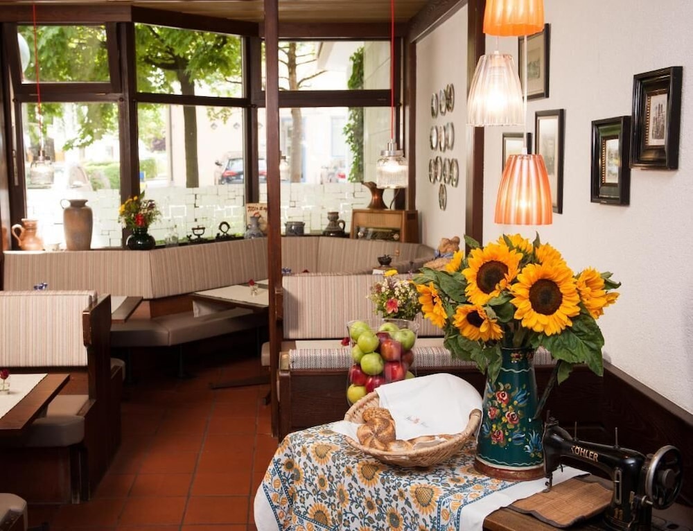 

Bari - Eching (Bayern) - Stern Hotel Soller