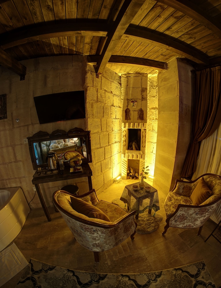 

Lamezia Terme - Nevsehir - Cappadocia Alaz Cave Otel