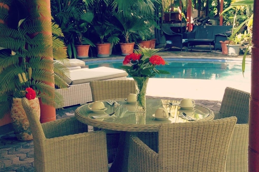 

Roma - Apia - Le Alaimoana Hotel