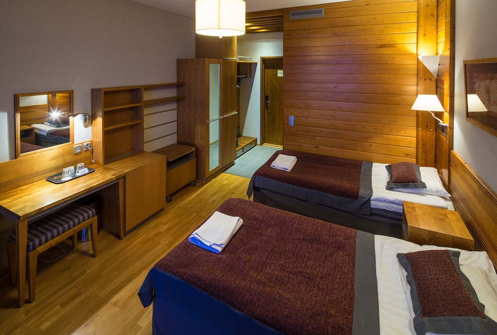 

Bari - Ylläsjärvi - Lapland Hotels Saaga