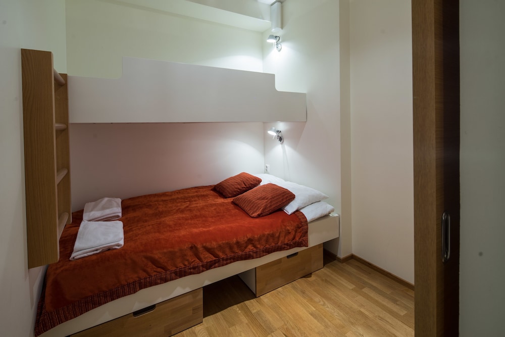 

Genova - Ylläsjärvi - Lapland Hotels Saaga