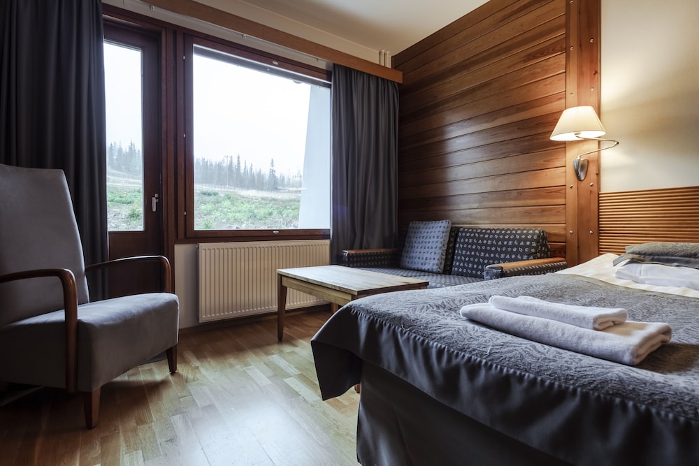 

Bari - Ylläsjärvi - Lapland Hotels Saaga