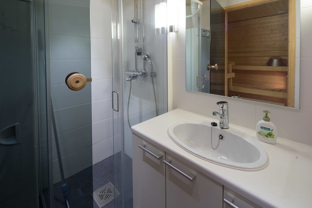 

Milano - Äkäslompolo - Lapland Hotels Saaga