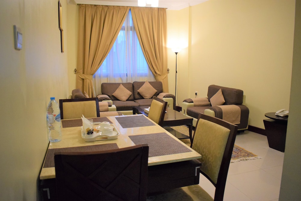 

Milano - Sharjah - Crown Palace Hotel Ajman