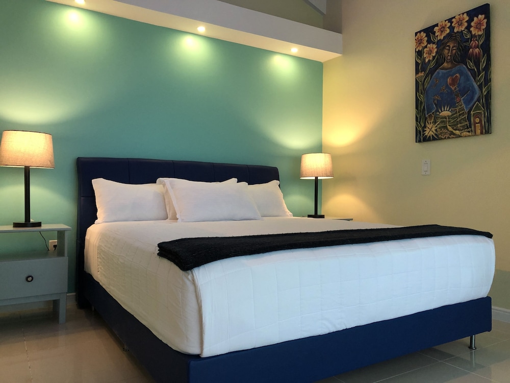 

Roma - Willemstad - Quint's Travelers Inn