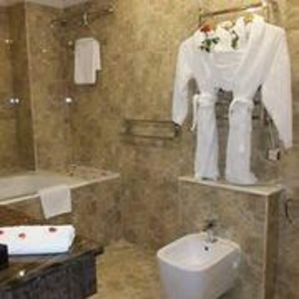 

Milano - Algeri - Oasis Hotel