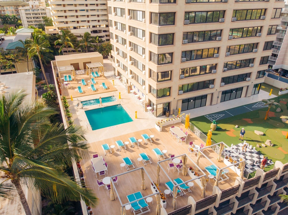 

Roma - Honolulu - Holiday Inn Express WAIKIKI