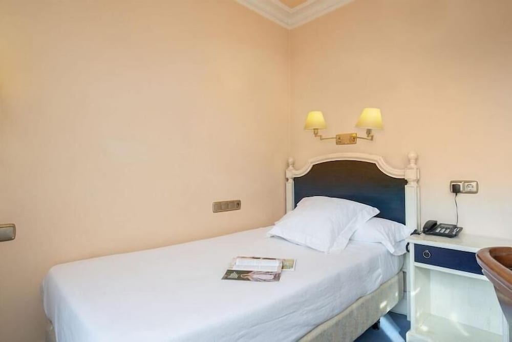 

Napoli - Bilbao - Hospedium Hotel Blu Sondika