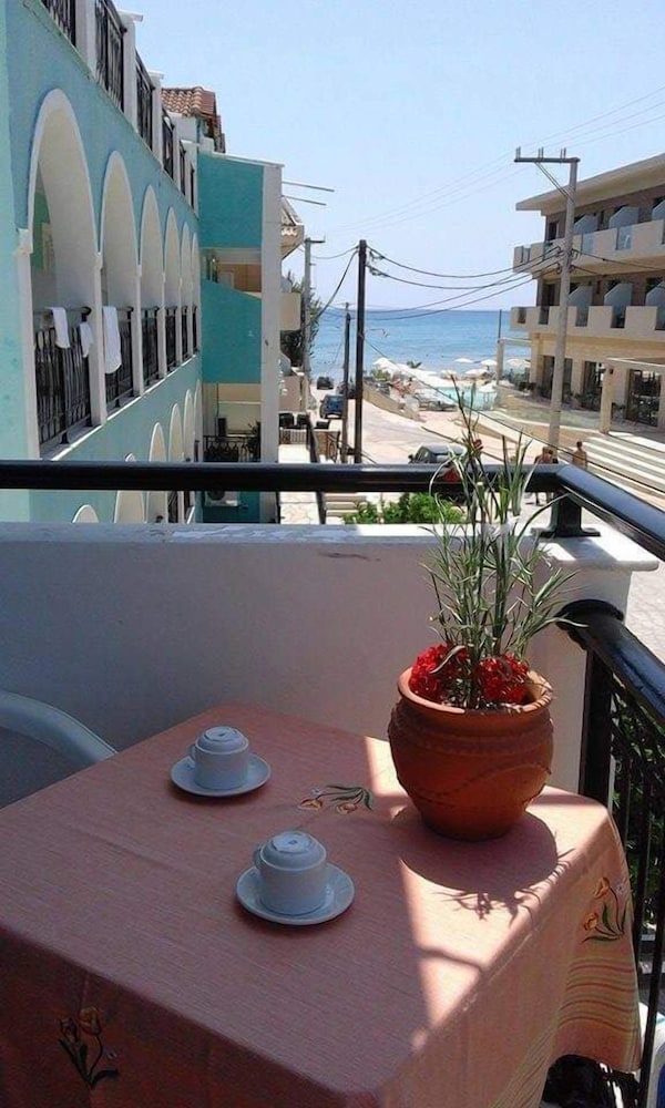 

Venezia - Isola di Zante, Isole Greche - Hotel Asimina