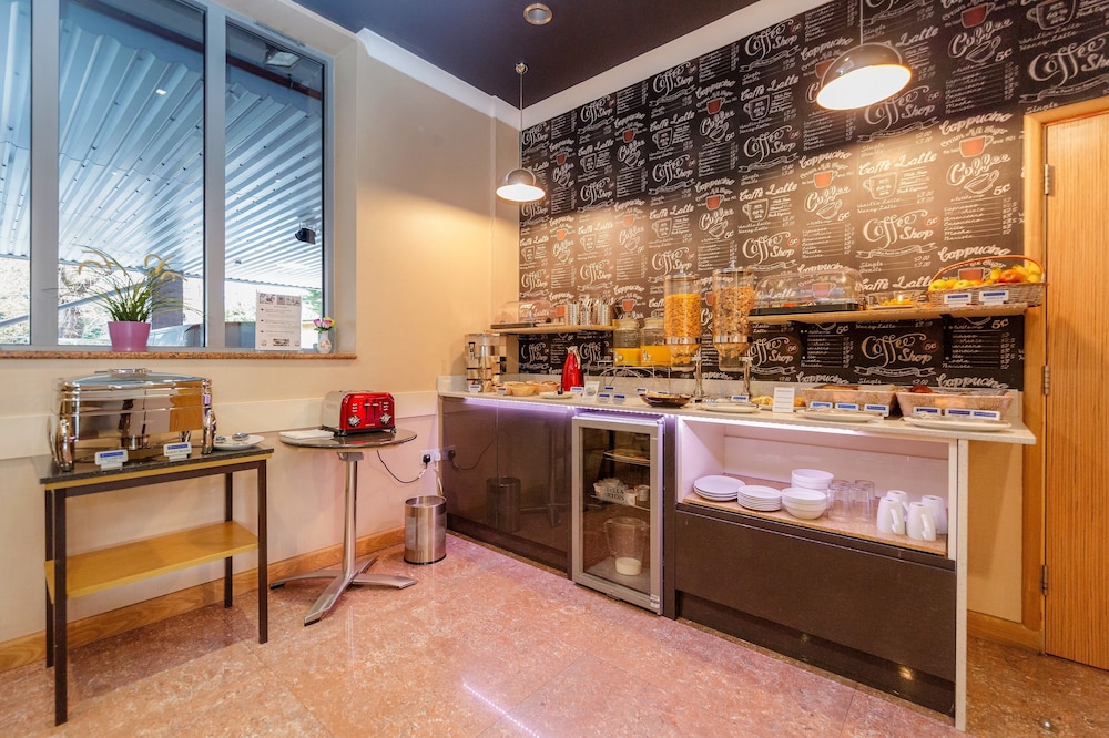 

Bologna - Greenford - Eurotraveller Hotel - Premier - Harrow