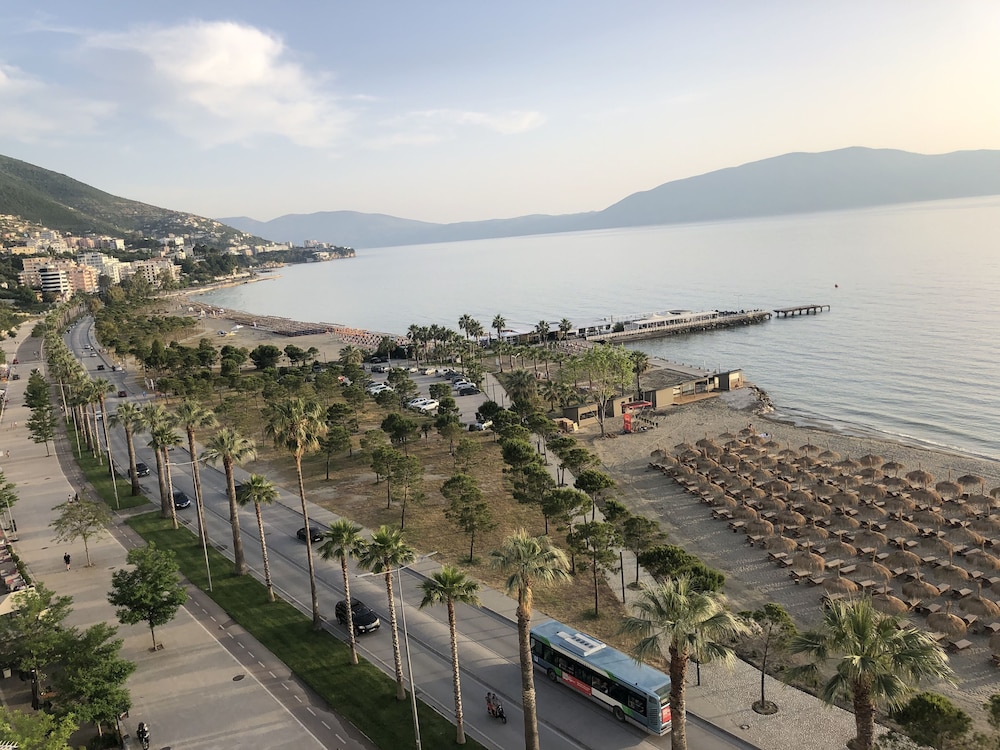 

Napoli - Valona - Jordan's Hotel