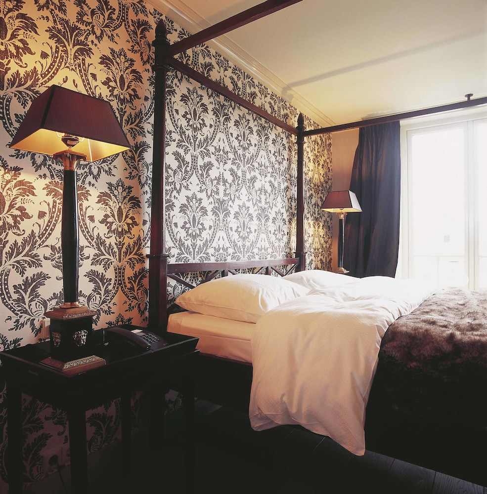 

Venezia - Purmerend - Suitehotel Posthoorn