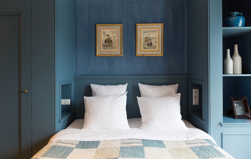 

Lamezia Terme - Purmerend - Suitehotel Posthoorn