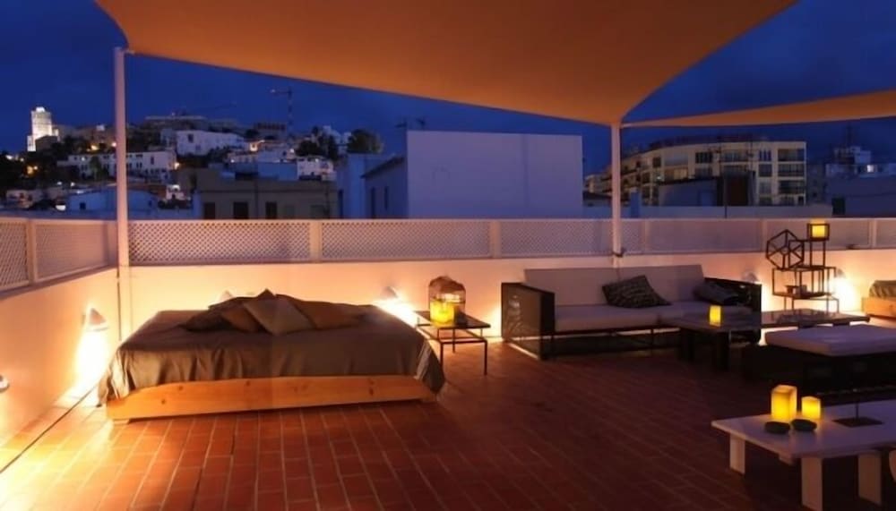 Juanita Hostal