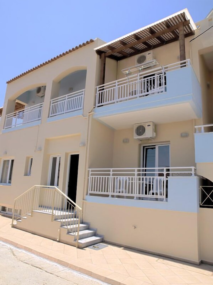 

Verona - Chania - Despina Studios