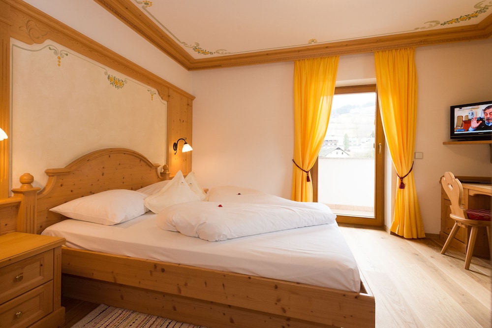 

Brindisi - Terento - Hotel Weiher Green Lake