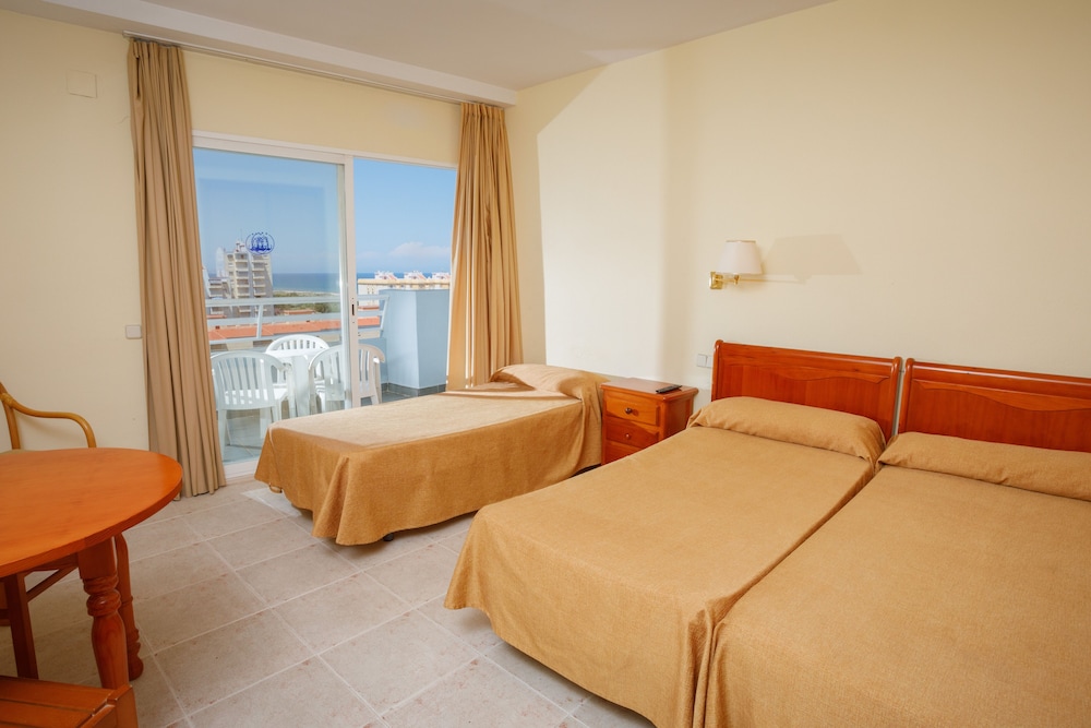 

Napoli - Gandia - Hotel Tres Anclas