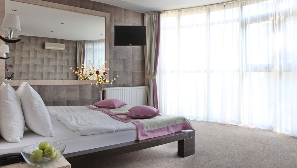 

Roma - Belgrado - Garni Hotel Vozarev