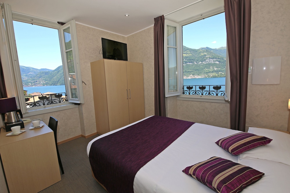 

Napoli - Nesso - Hotel Helvetia