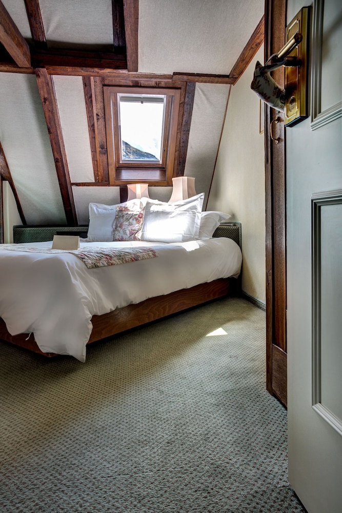 

Catania - Grindelwald - Hotel Regina Wengen