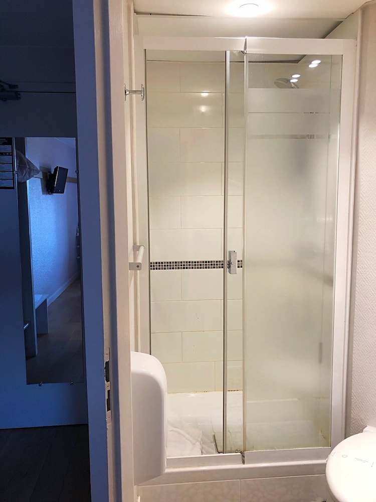 

Milano - Rennes - Sure Hotel by Best Western Rennes Chantepie